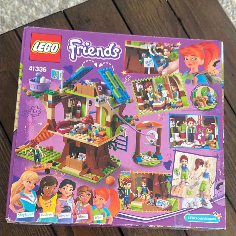 Lego Mia’s Tree House